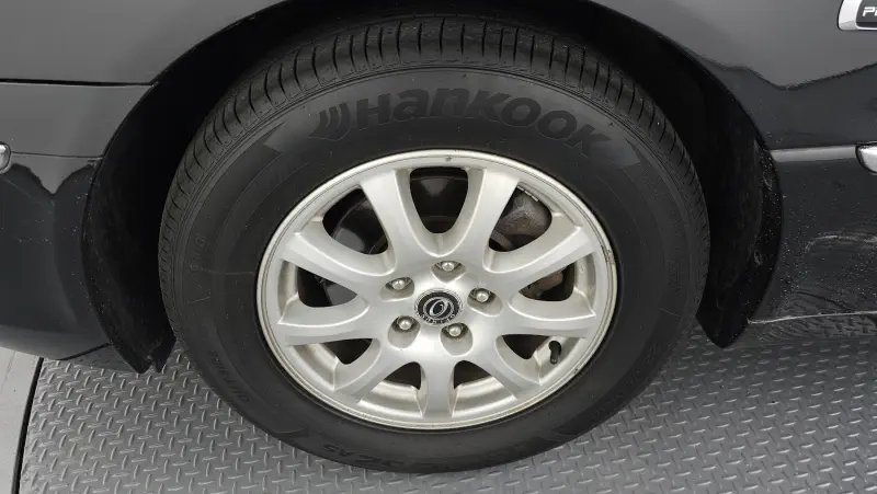 Kia OPIRUS