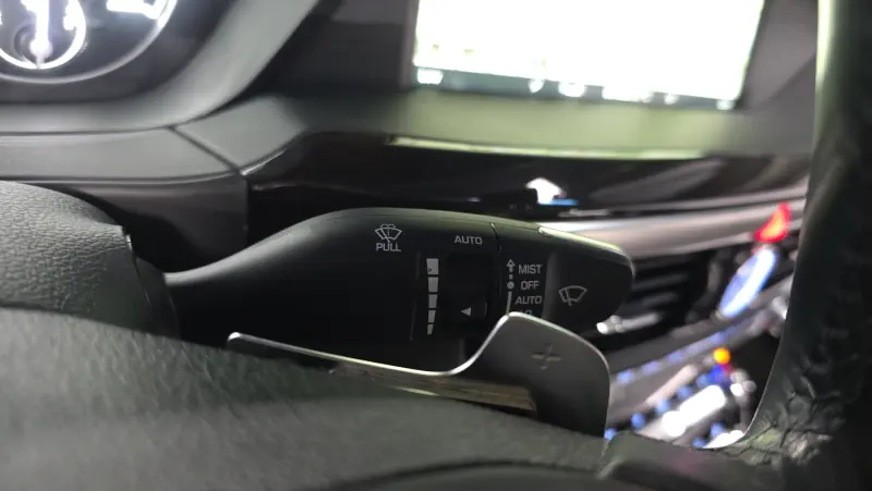 Genesis EQ900