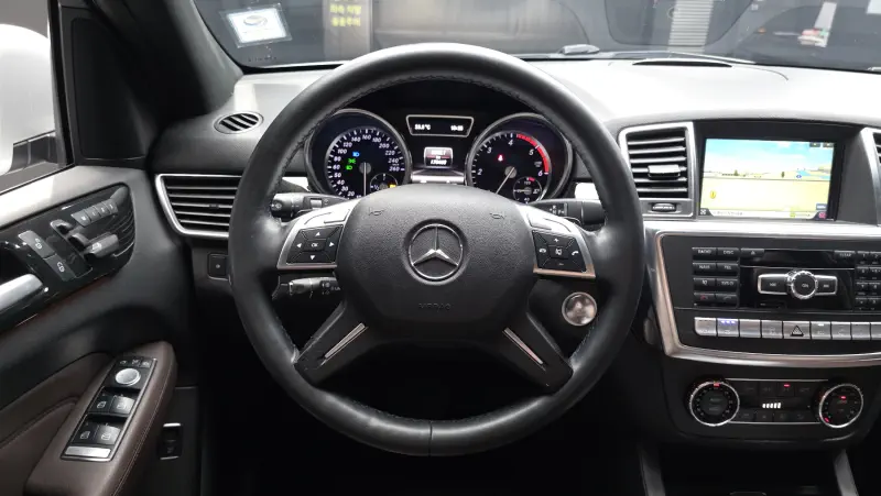Mercedes-Benz M-class