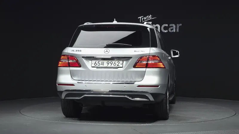 Mercedes-Benz M-class
