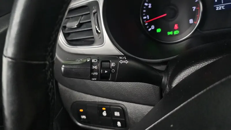 Kia Carens