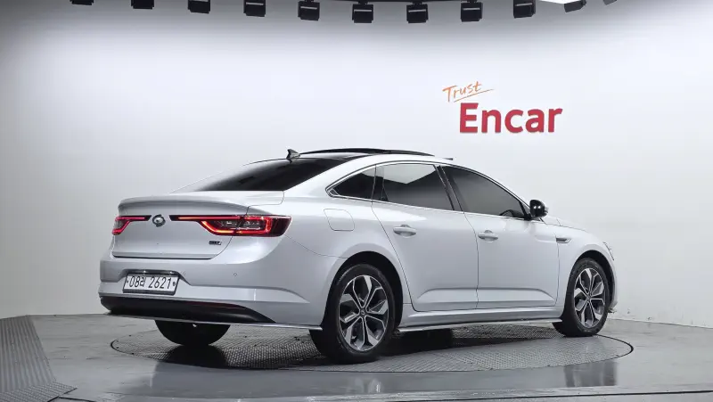 Renault Samsung SM6