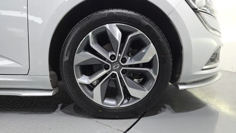 Renault Samsung SM6