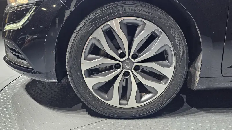 Renault Samsung SM6