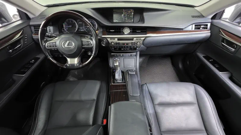 Lexus ES350