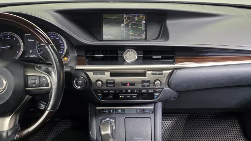 Lexus ES350