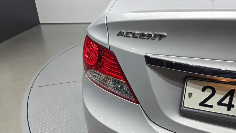 Hyundai Accent