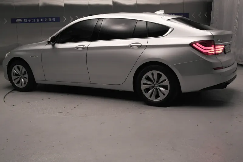 BMW 5-Series Gran Turismo