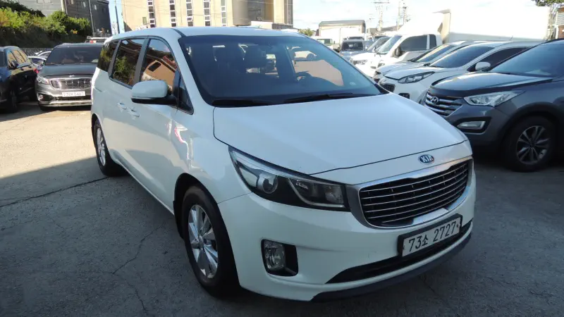 Kia Carnival