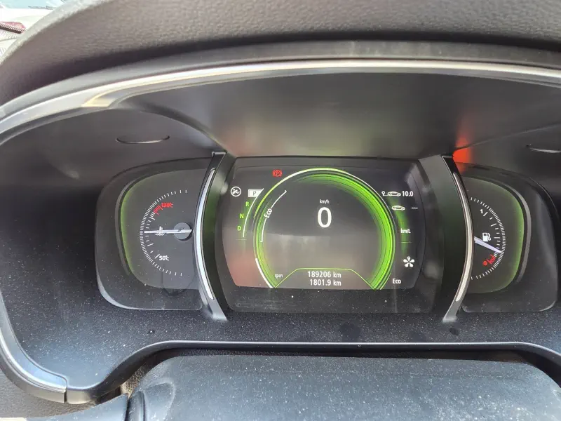 Renault Samsung SM6