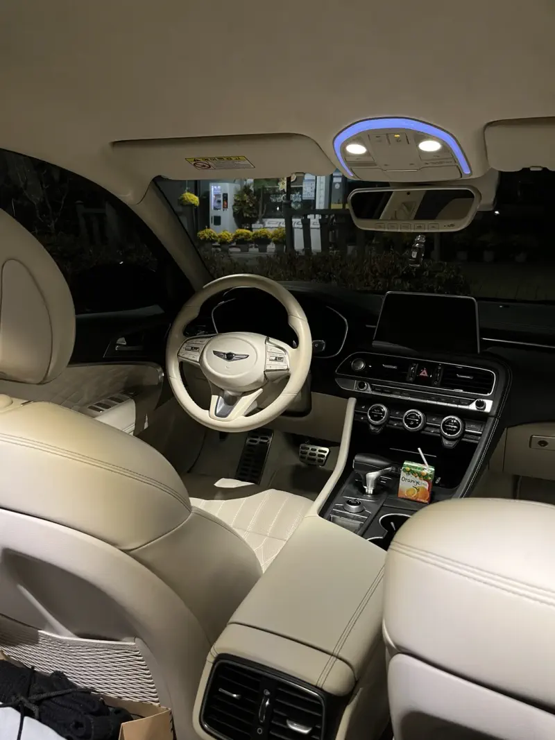 Genesis G70
