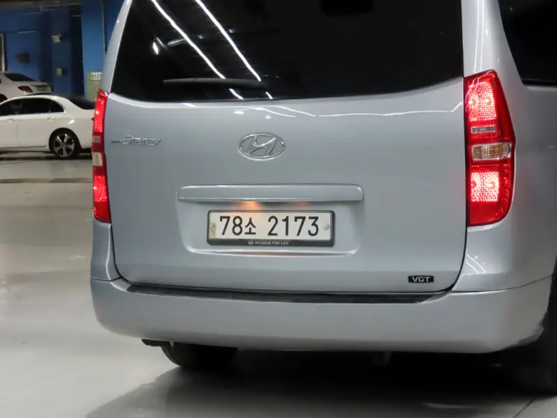 Hyundai Grand Starex
