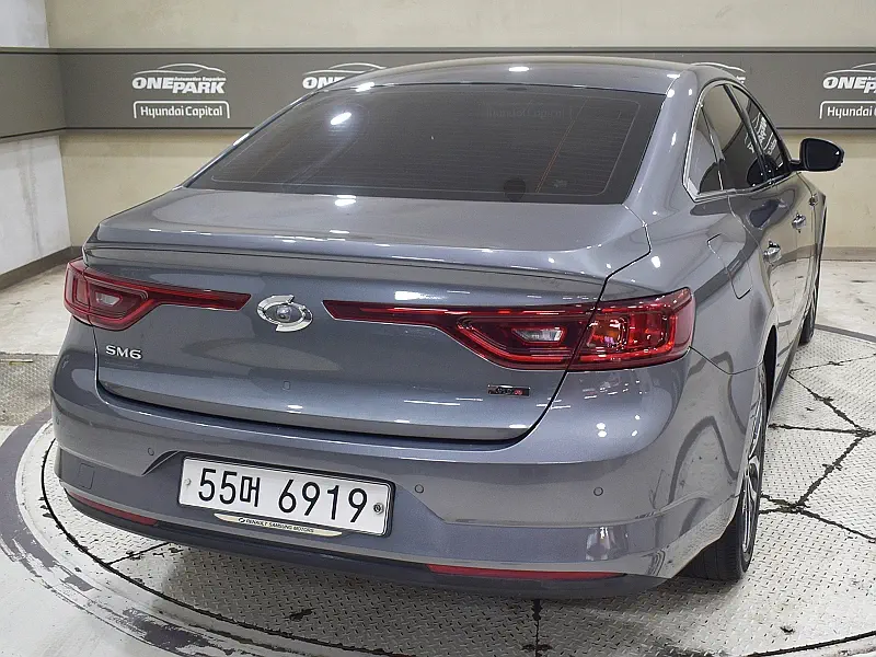 Renault Samsung SM6