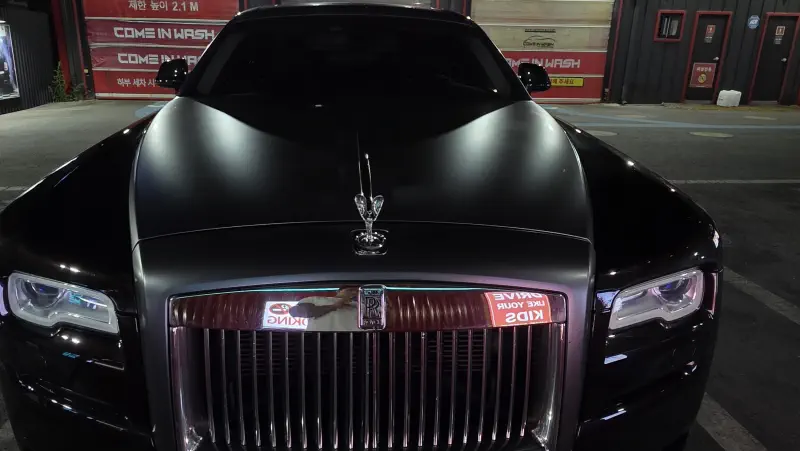 Rolls-Royce GHOST