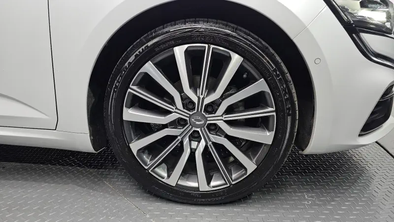 Renault Samsung SM6