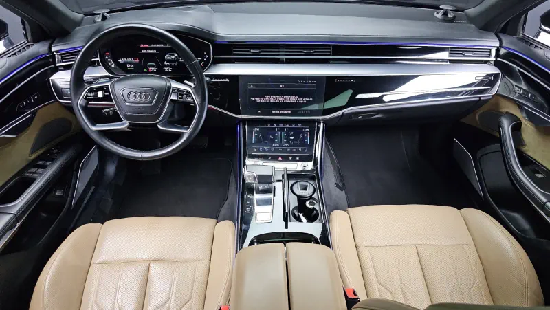 Audi A8