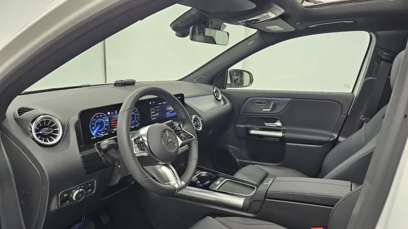 Mercedes-Benz EQA