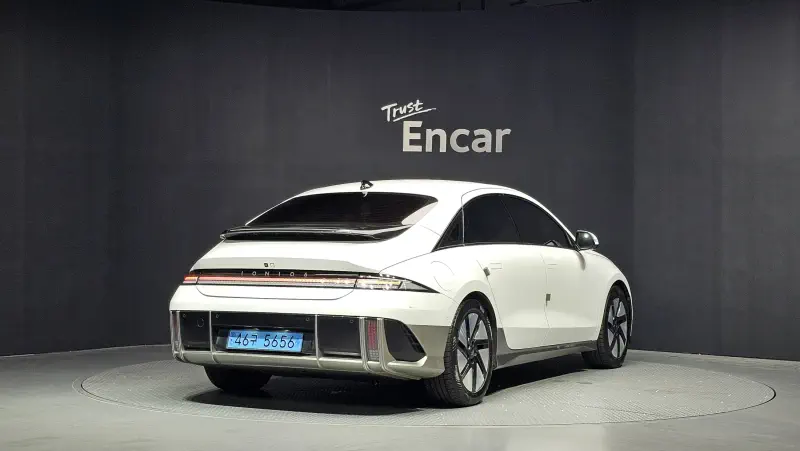 Hyundai Ioniq 6