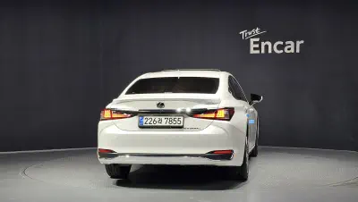 Lexus ES300h