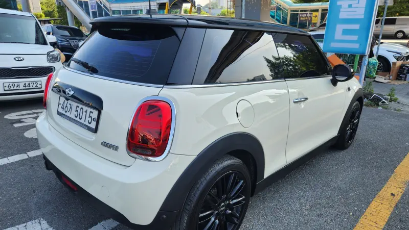 MINI Hatch