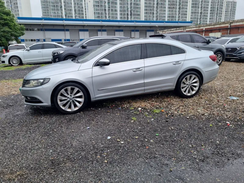 Volkswagen Passat CC