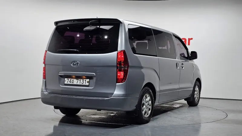 Hyundai Grand Starex