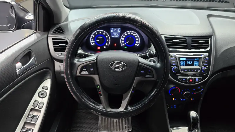 Hyundai Accent
