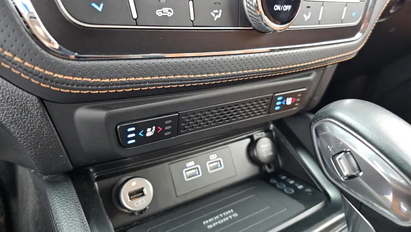 SsangYong Rexton Sports Khan