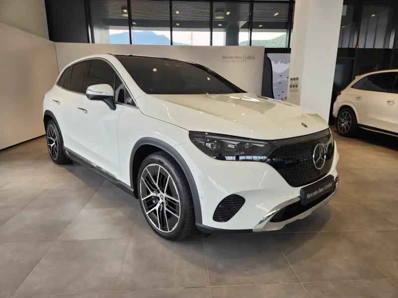 Mercedes-Benz EQE