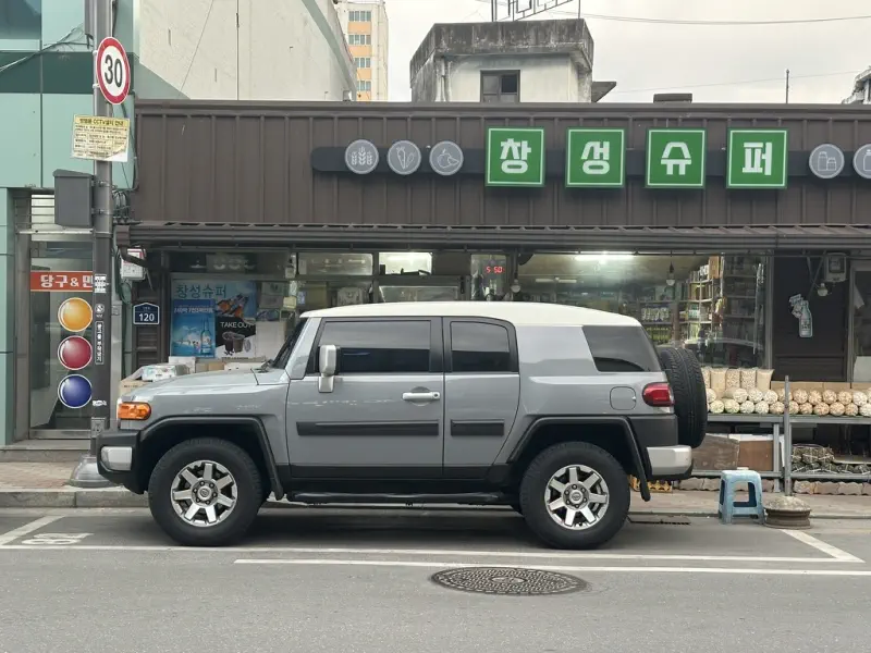Toyota FJ Cruiser