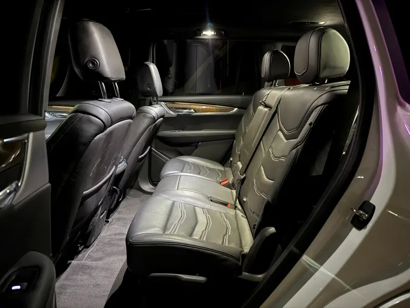Cadillac XT6