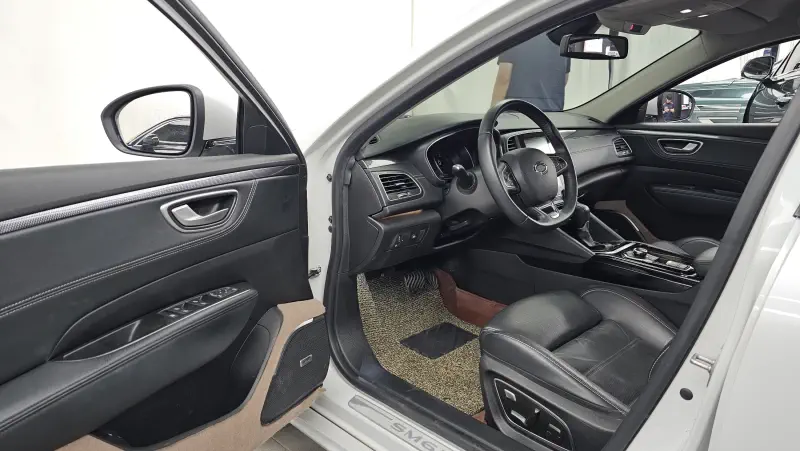 Renault Samsung SM6