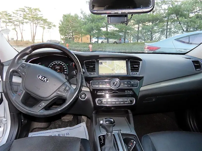Kia K7