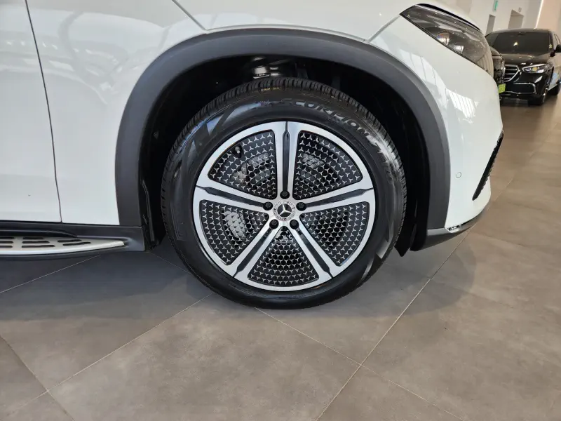 Mercedes-Benz EQS SUV