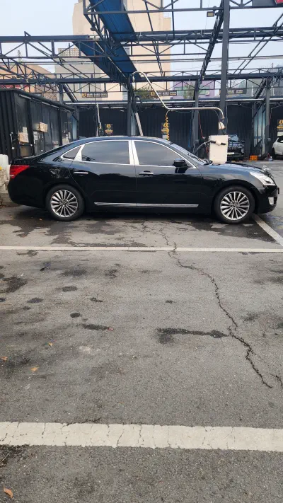 Hyundai Equus