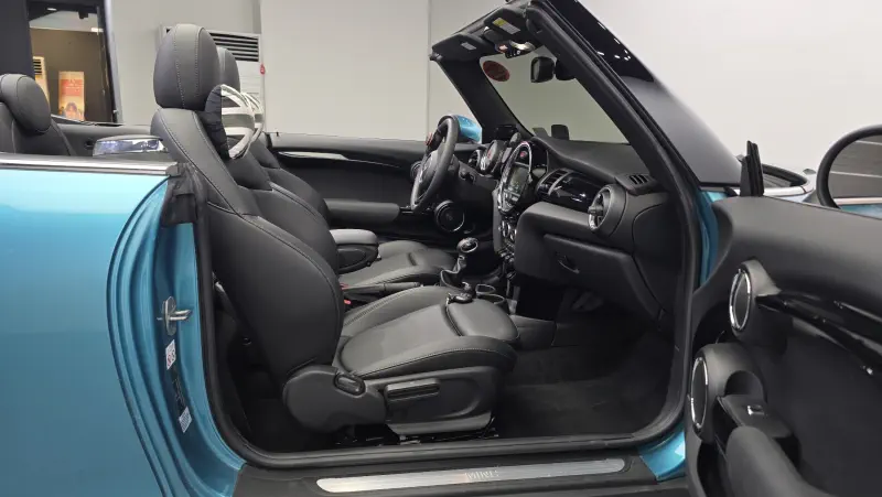 Mini Cabrio