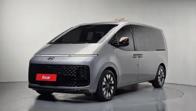 Hyundai Staria