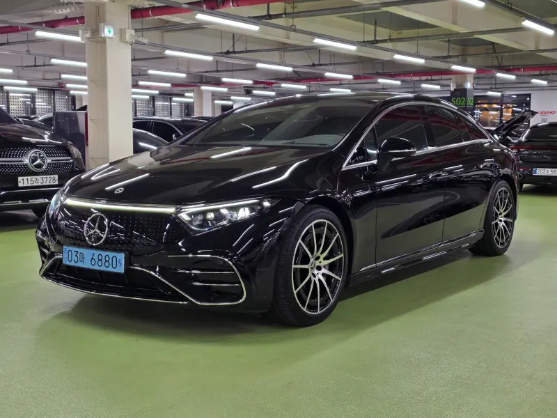 Mercedes-Benz EQS