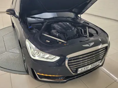 Genesis EQ900