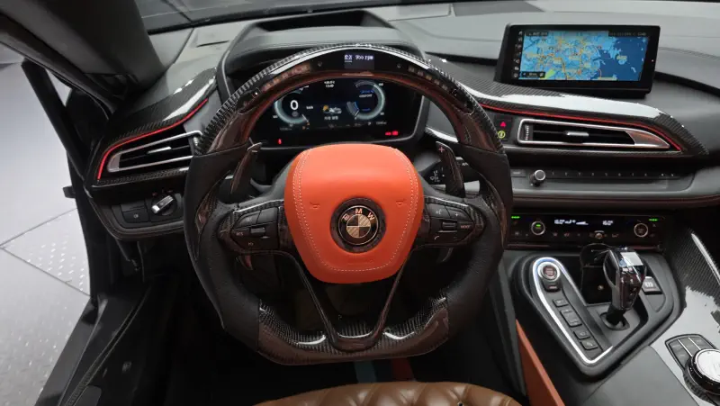 BMW i8