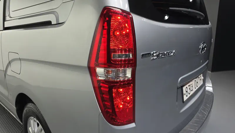 Hyundai Grand Starex