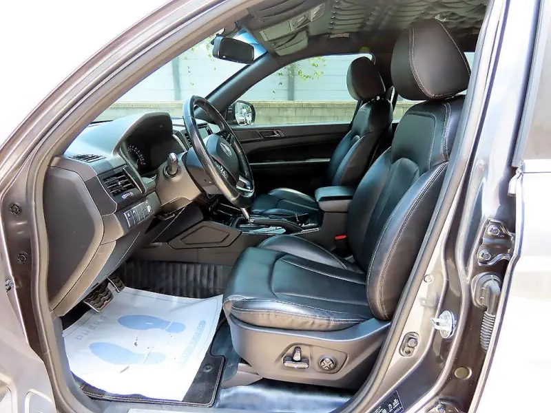 SsangYong Rexton Sports Khan
