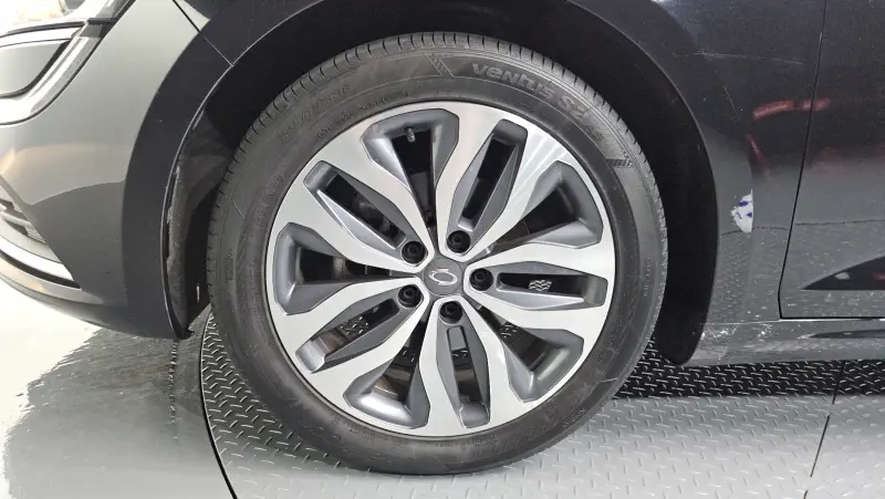 Renault Samsung SM6
