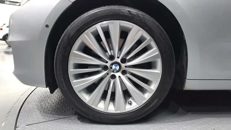 BMW 5-Series Gran Turismo