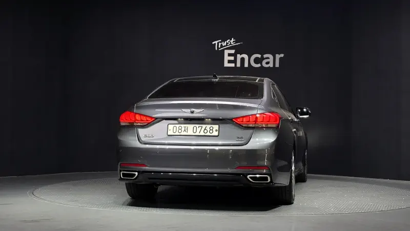 Hyundai Genesis