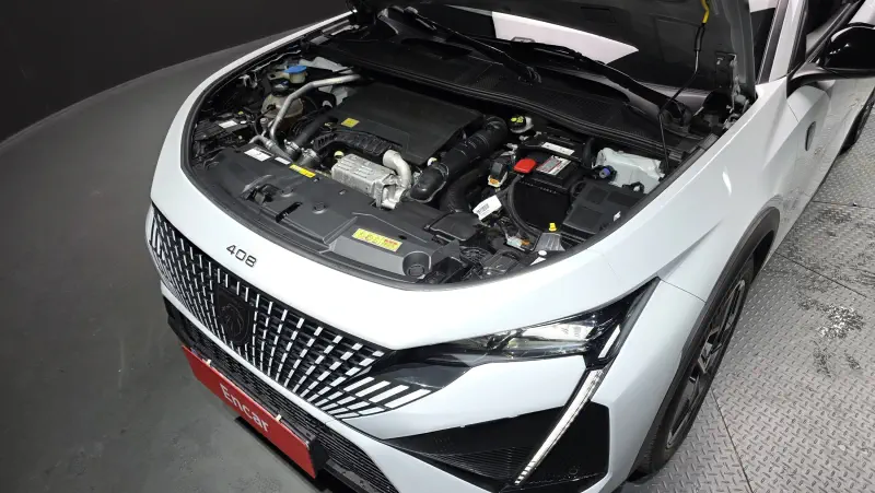 Peugeot 408