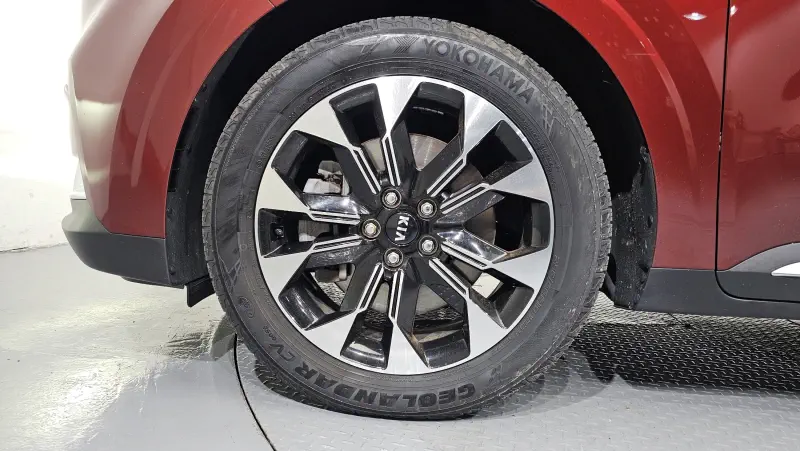 Купить Kia Carnival Chungnam из Кореи