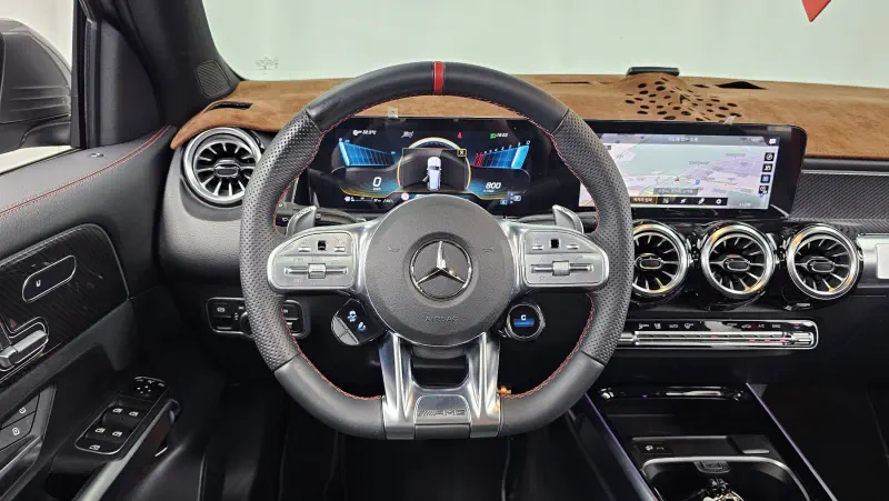 Mercedes-Benz GLB-Class