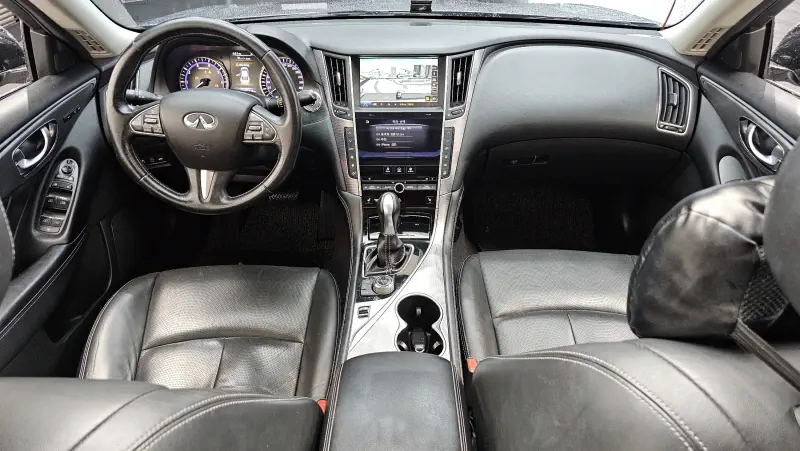 Infiniti Q50