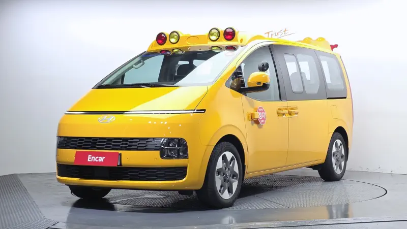 Hyundai Staria